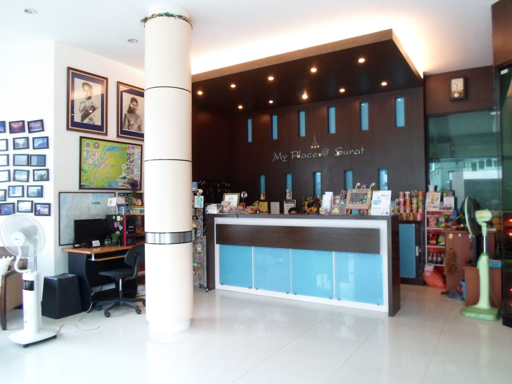 Myplace@Surat Hotel Сураттхани Экстерьер фото